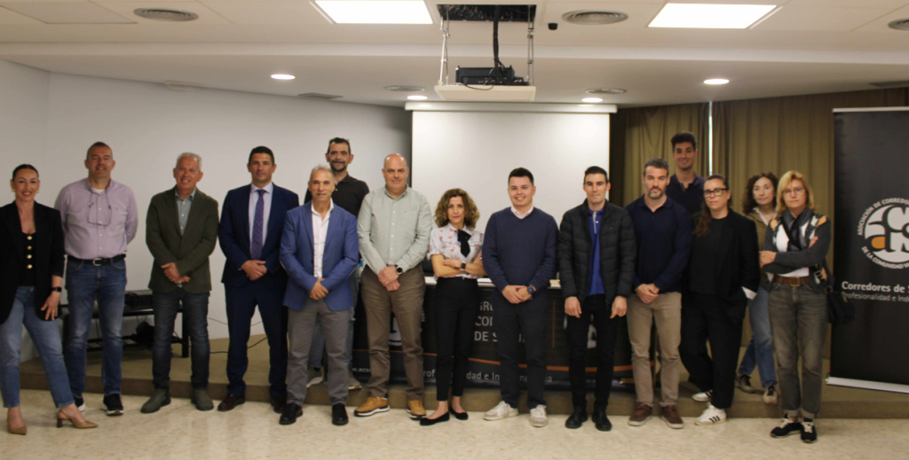 ACS CV analiza la contratación de hipotecas y seguros desde la defensa de los derechos del consumidor